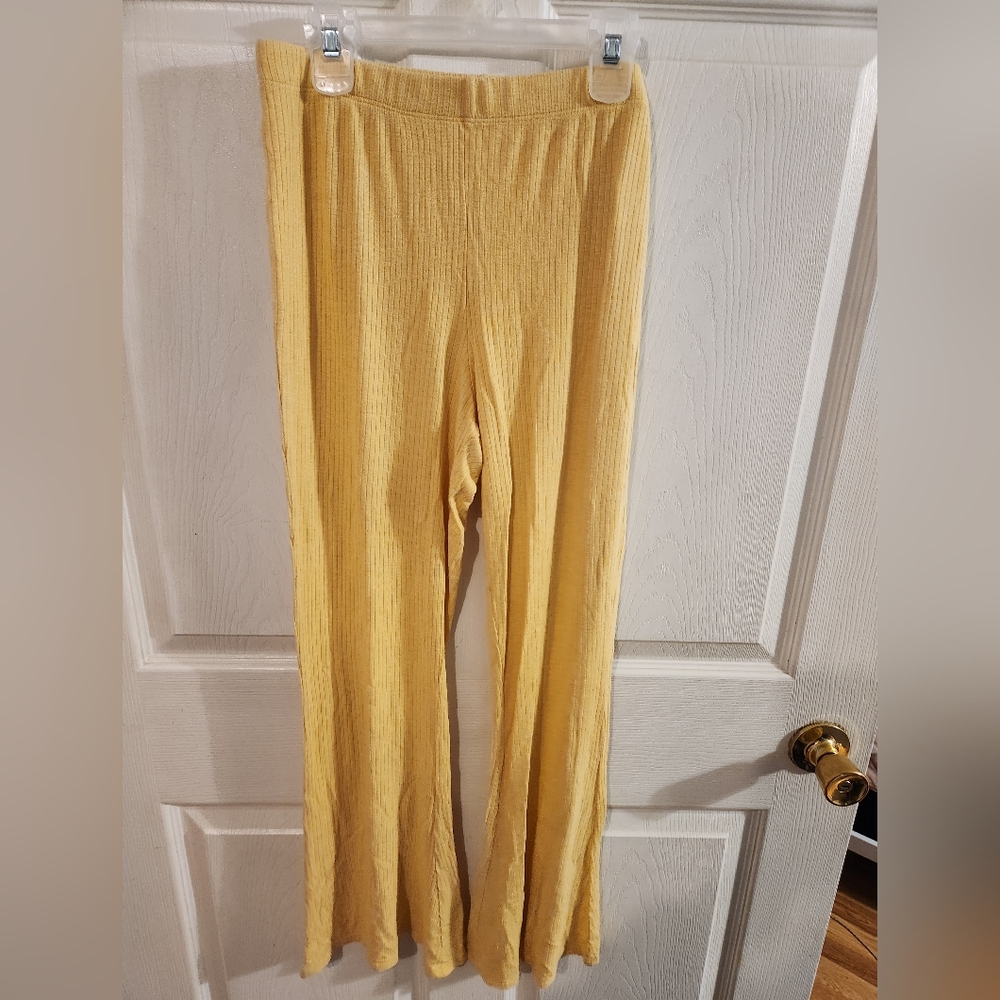 NWOT Beach Flare Legging Coverup